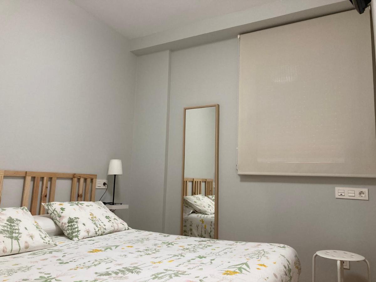 Amazing Studio Sito 4 Parking Gratis Salamanca Luaran gambar